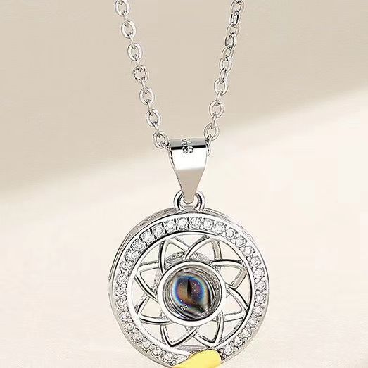Couple Necklaces Pair Men Trendy Women Student Love Memory Projection Sun Moon Star Pendant Splicing Attraction Collarbone Chain