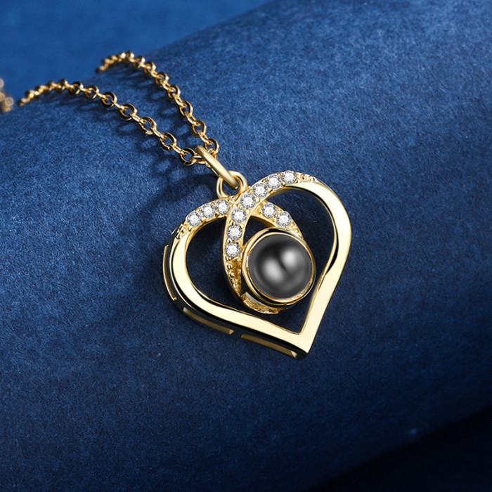 Amazon Hot-Selling Heart-Shaped Nano Projection Necklace for Women Colorful Photo Custom Pendant Dropshipping