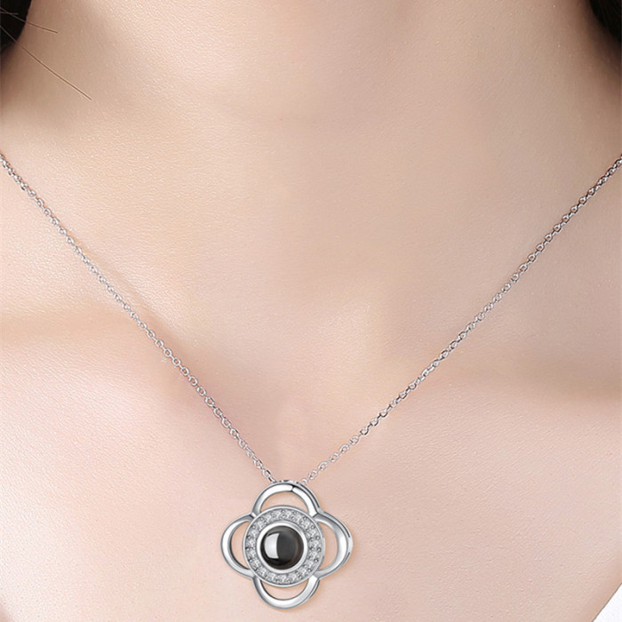 Four-leaf Clover Love Memory Projection Couple Necklace 100 Languages I Love You Pendant One Piece Dropshipping Customization