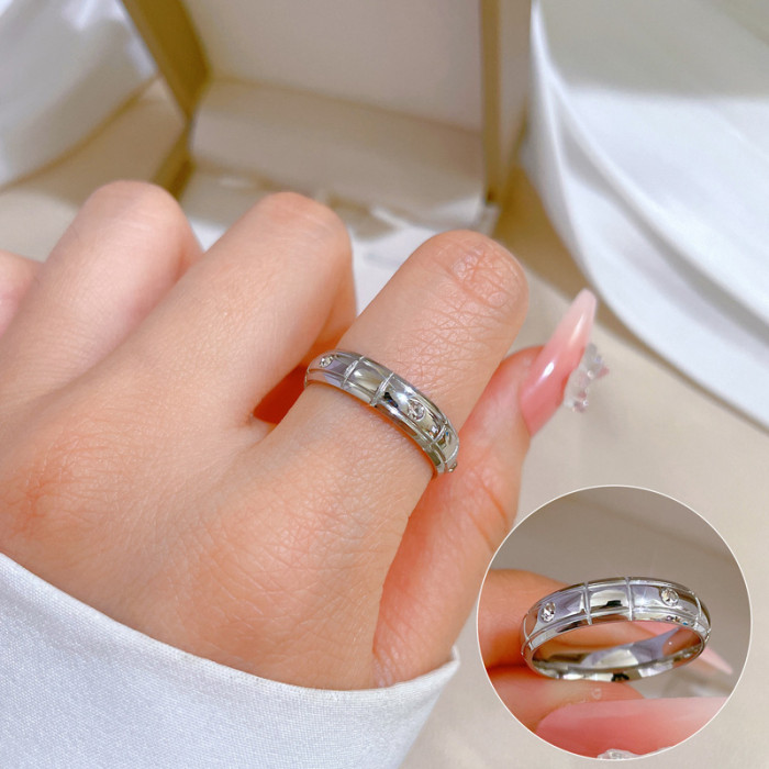 【Full Titanium Steel】Titanium Steel Minimalist Style Disco Ring for Men and Women, Trendy and Unique Index Finger Ring