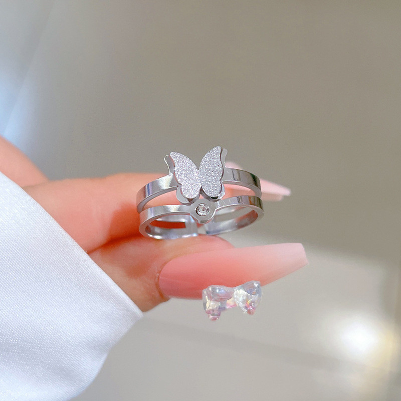 【Non-Fading】Minimalist Butterfly Titanium Steel Cool Style Disco Ring for Men and Women Ins Trend Personality Simple Index Finger Ring