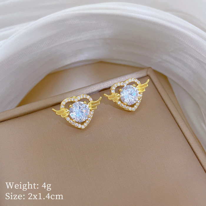 [Titanium Steel] Heart Wings Necklace and Earrings Set Light Luxury Micro Inlay Personality Temperament Banquet Earrings Necklace Combination