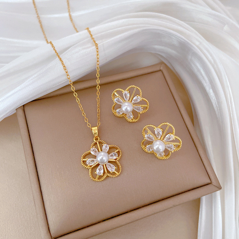 [Titanium Steel] Necklace and Earring Set Light Luxury Full Diamond Filigree Five-Leaf Flower Pearl Elegant Party Earrings Necklace