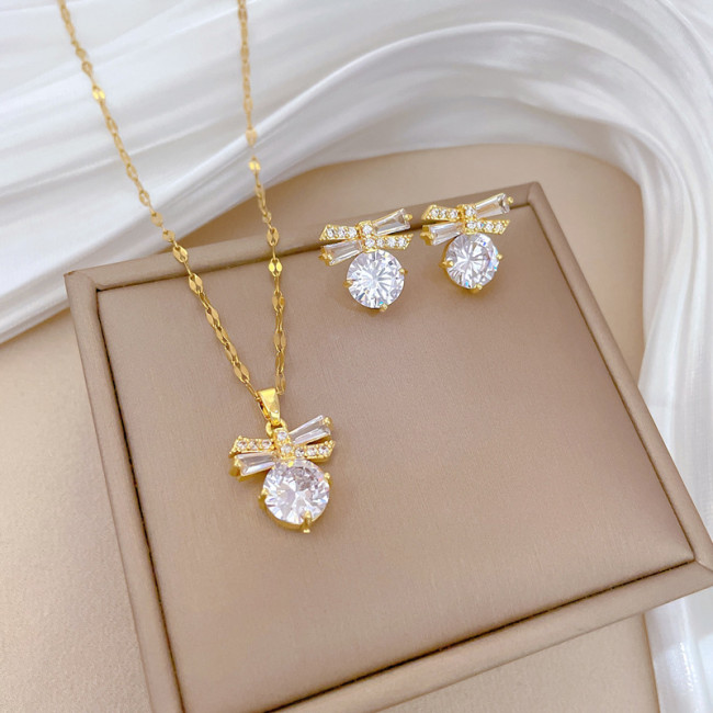 [Titanium Steel] Butterfly Micro Inlaid Necklace Earrings Set Light Luxury Micro Inlaid Personality Temperament Banqu...