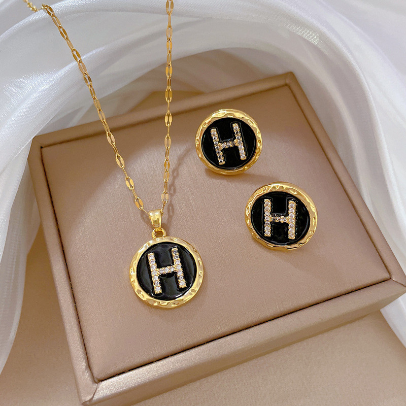 [Titanium Steel] Micro Inlaid Necklace and Earrings Set Light Luxury Oil Drop Letter Personality Elegant Party Earrings Necklace Combination