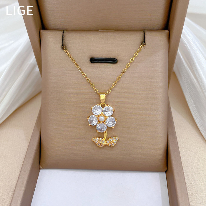 [Titanium Steel] Necklace and Earring Set Light Luxury Full Diamond Leaf Five-Leaf Flower Personality Temperament Banquet Earrings Necklace
