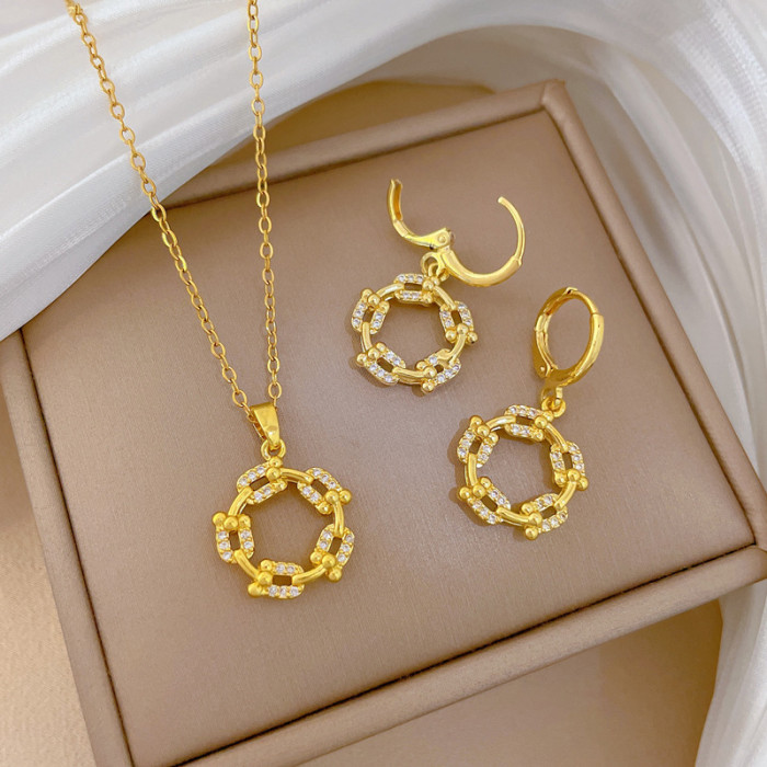 [Titanium Steel] Personalized Round Rotating Zircon Light Luxury Elegant Fully Stone-Set Necklace for Women Versatile Co...
