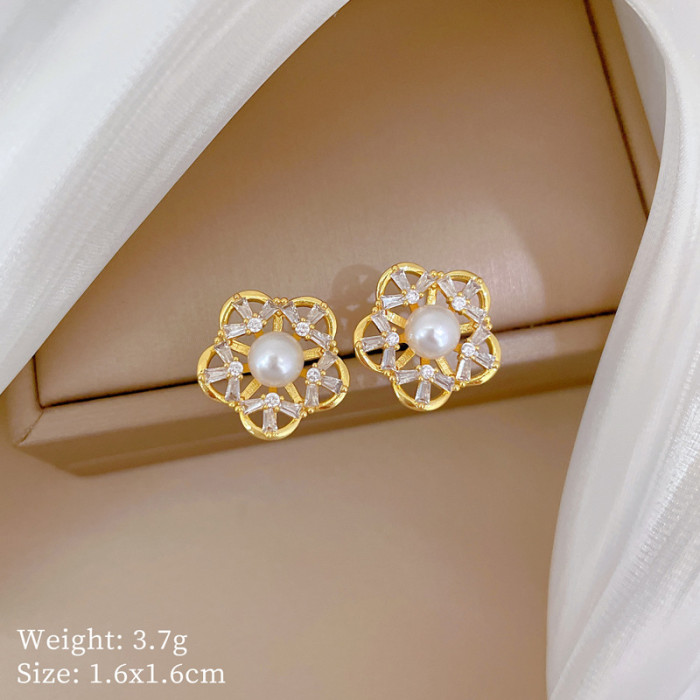 [Titanium Steel] Necklace and Earring Set Light Luxury Fully Stone-Set Filigree Five-Leaf Flower Personality Elegant Par...