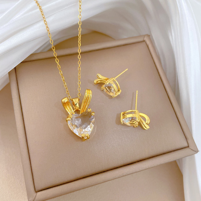 [Titanium Steel] Curved Ear Rabbit Glass Set Light Luxury Elegant Fully Stone-Set Necklace for Women Versatile Collarbon...