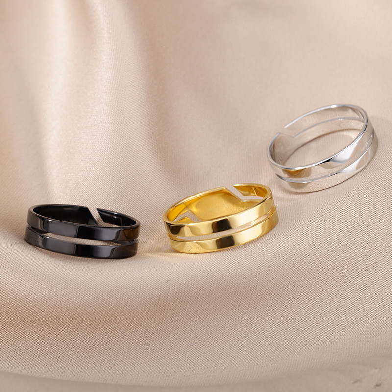 Amazon New Stainless Steel Couple Rings for Men and Women, Electroplated Real Gold, Simple Hollow Design, Cross-Border Jewelry Wholesale