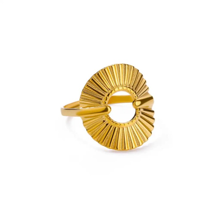 European and American Fashionable Stainless Steel Butterfly Ring for Women, Vintage Trendy Geometric Open Snake-Shaped Titanium Steel Ring