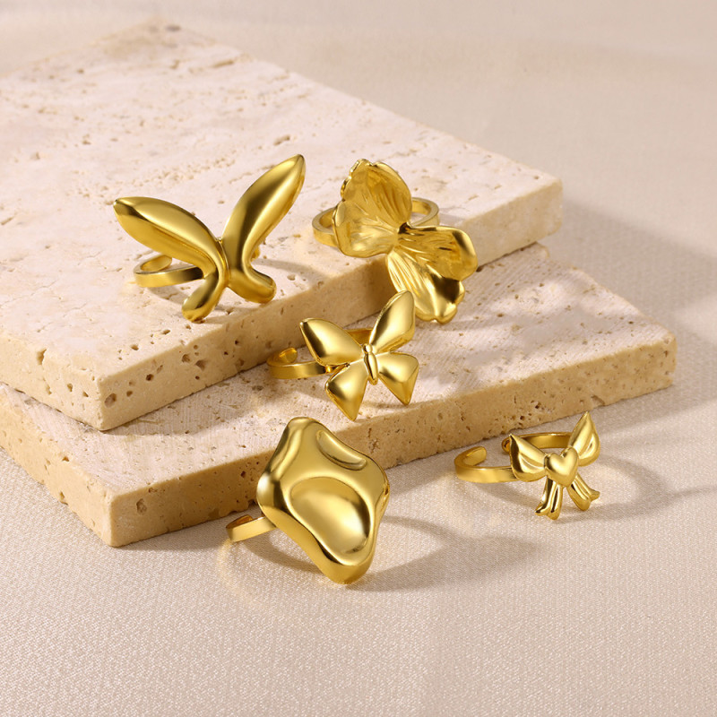 European and American Cross-Border Jewelry Stainless Steel Gold-Plated Smooth Butterfly Women's Ring Simple Exaggerated French Bowknot Ring