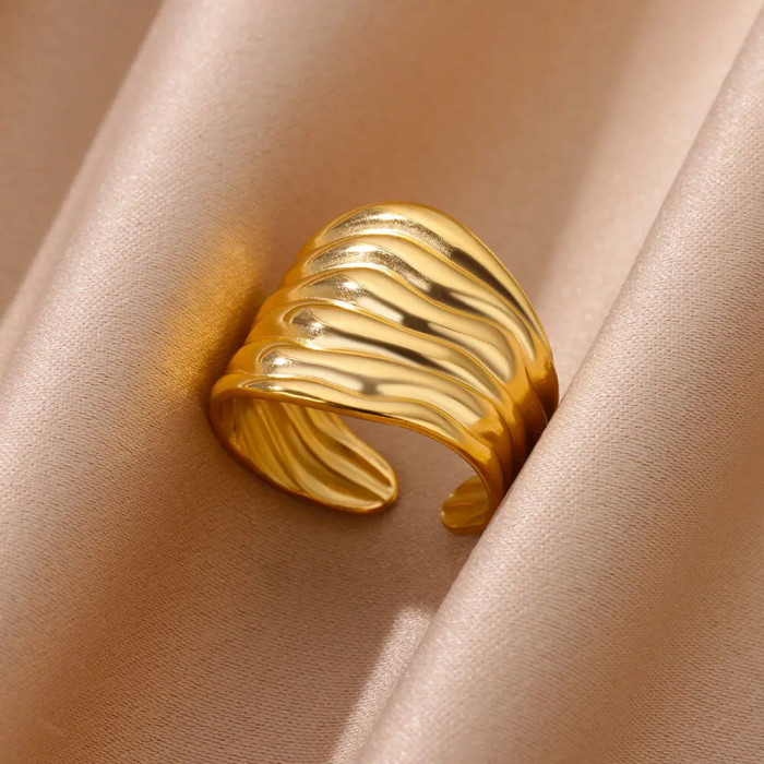 New Stainless Steel Wide Version Wrinkled Geometric Ring for Women with Design Sense Open Ring Manufacturer Direct Sh...
