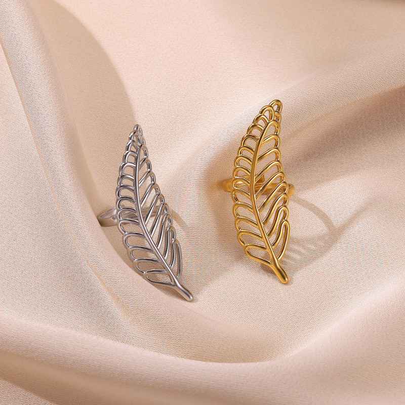 Minimalist Fashion Hollow Asymmetric Leaf Stainless Steel Ring Twisted Lines Cool Style Personality Women's Open Ring