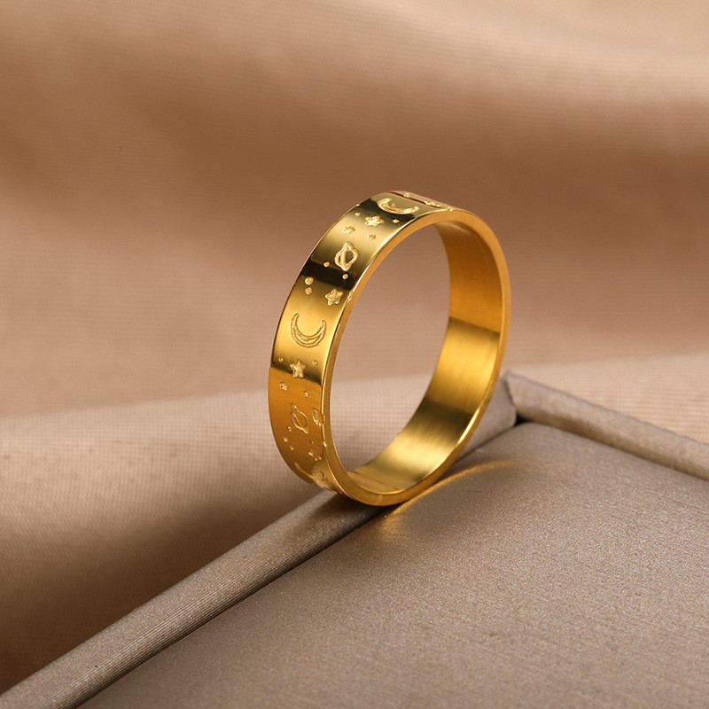 European and American Cross-Border 18K Gold Plated Stainless Steel Rings for Men and Women, Star Moon Planet Simple Non-Fading Rings Wholesale