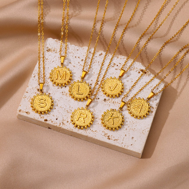 Cross-Border New Gold Round English Letter Necklace for Women A-Z European and American Simple Stainless Steel Collarbone Chain Jewelry for Women