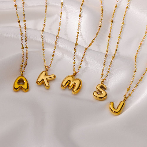 European and American Style Necklace 18K Gold Plated Cute Stainless Steel Letter Pendant Necklace for Women English Initials Surname Pendant
