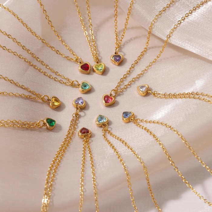 Ins Style New Hot Sale December Pendant Clavicle Chain Women Stainless Steel Simple Fashion Heart Pendant Necklace
