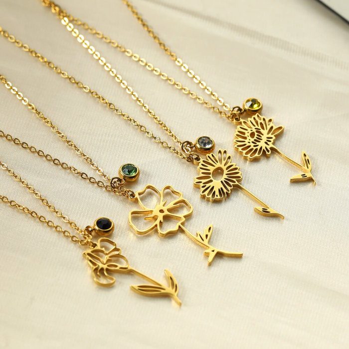 Minimalist New December Flower 18K Gold Plated Stainless Steel Necklace Birthstone Gift Rose Flower Month Pendant