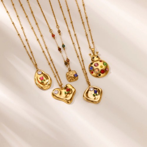 Amazon Cross-Style Titanium Steel Necklace for Women Heart-Shaped Pendant Colorful Zircon Light Luxury Niche Geometric Jewelry Collarbone Chain
