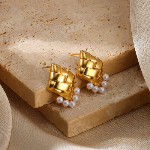 European and American Cross-Border Stainless Steel 18K Gold Rhombus Round Earrings Geometric Studs Woven Texture Imitation Pearl Ear Jewelry