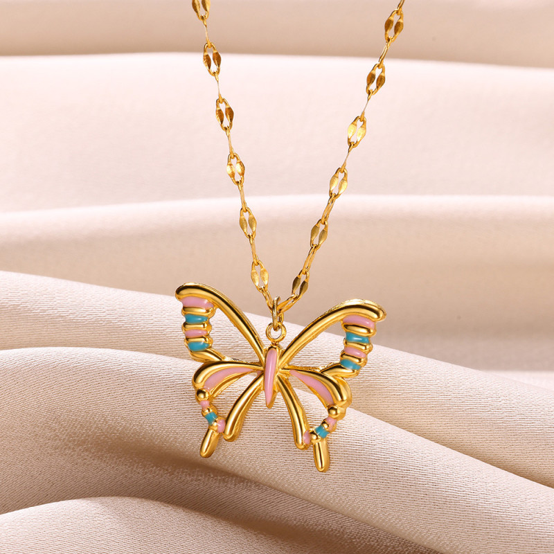 Cross-Border Hot Sale Fashion Various Butterfly Pendant Necklaces for Women Light Luxury Ins Style Versatile Rainbow Butterfly Accessories Necklaces