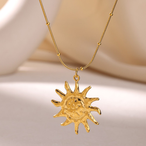 Cross-Border Hot Sale Sun and Moon Interwoven Necklace for Women Adjustable Clavicle Chain Copper Gold-Plated Simple Jewelry Wholesale