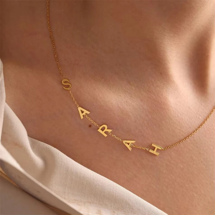 Style Personalized 26 English Letter Name Necklace Gold Plated Women's Valentine's Day DIY Gift Collarbone Chain