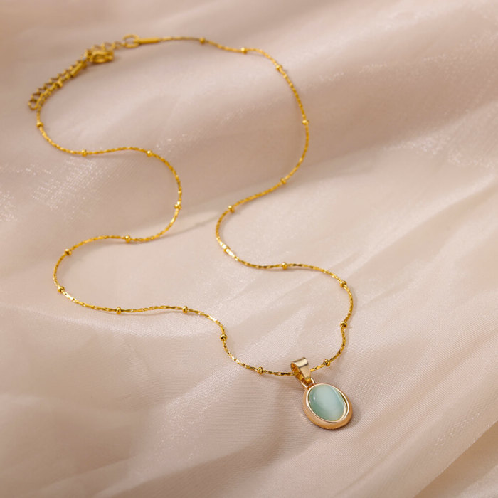 Minimalist Niche Light Luxury Oval Titanium Steel Necklace Cat Eye Pendant Collarbone Chain Elegant Design High-end Jewelry