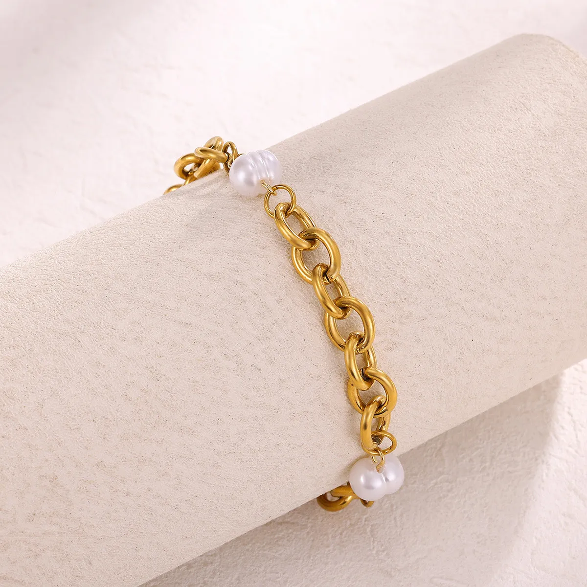 European and American Style Stainless Steel Gold-Plated Pearl Women's Bracelet High-End Ins Light Luxury Earrings Titanium Steel Jewelry Cross-Border