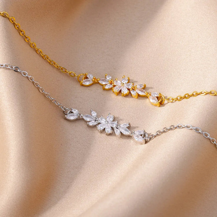 New Zircon Inlaid Flower Leaf Bracelet Niche Elegant Simple Bracelet Fashion Light Luxury High-End Feel Jewelry