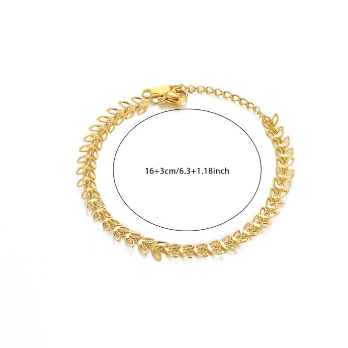Minimalist Stainless Steel 18K Gold Plated Bracelet for Women Heart-Shaped Design Bracelet High-End Personality Splic...