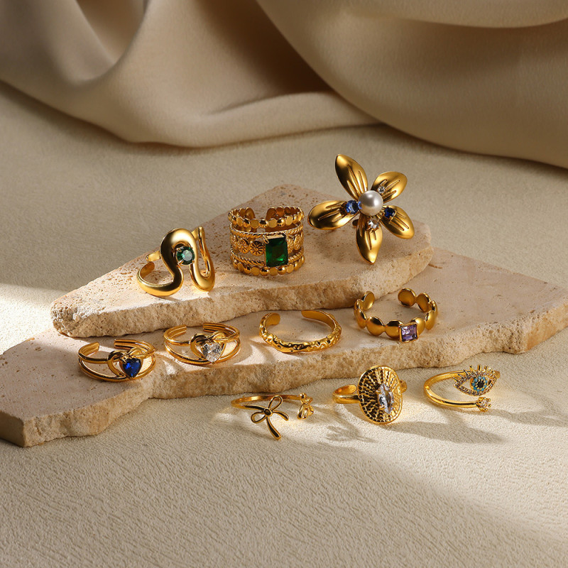 2025 New Cross-Border E-commerce Jewelry Personality Exaggerated Irregular Rings for Women Niche Pearl Flower Rings