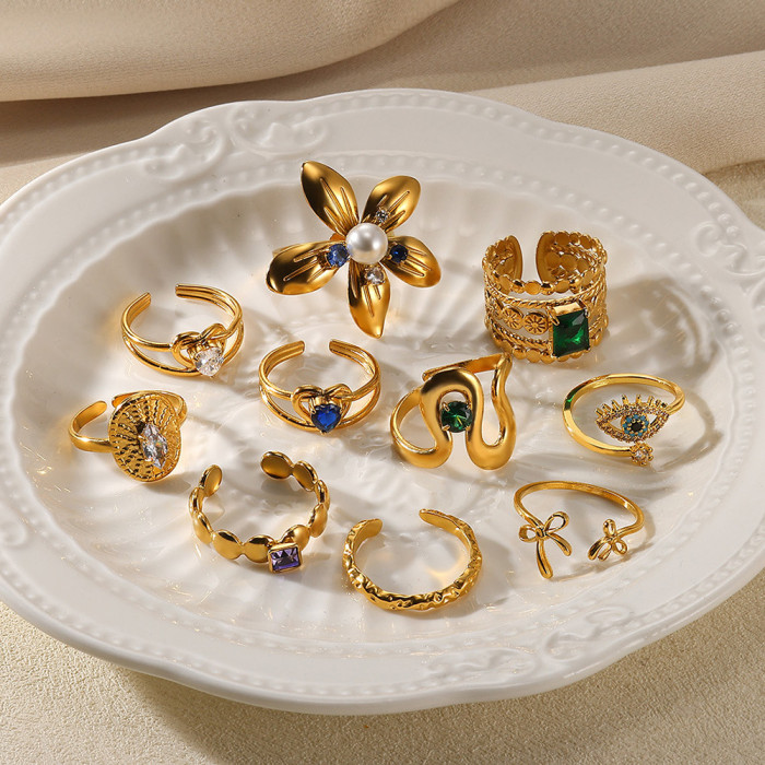 2025 New Cross-Border E-commerce Jewelry Personality Exaggerated Irregular Rings for Women Niche Pearl Flower Rings