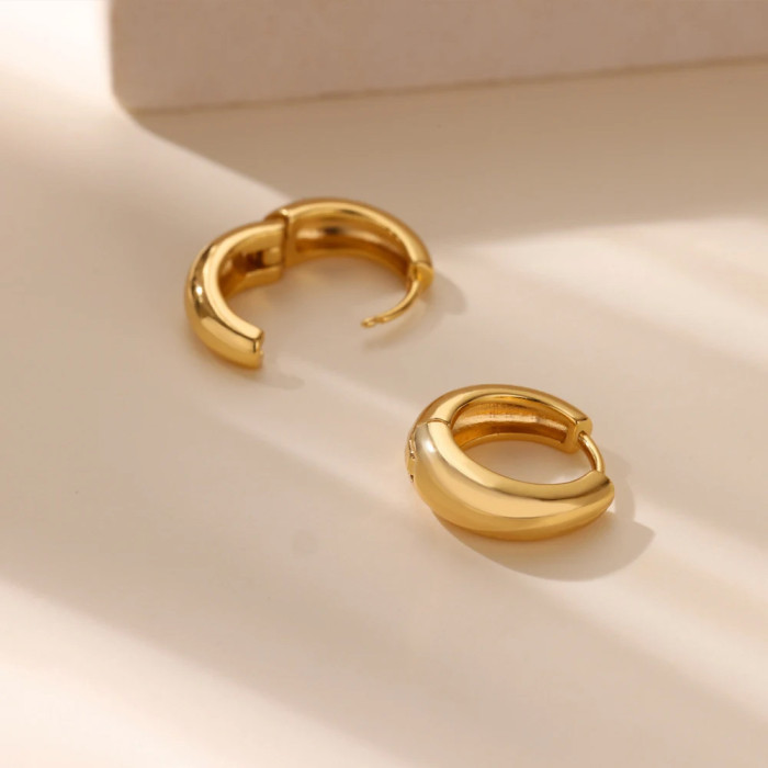 Amazon New Simple Earrings INS Minimalist Round Wide Ear Cuffs Hoops European and American Geometric Earrings