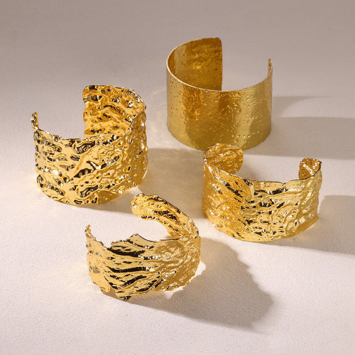 New European and American Style Hammered Wrinkled Wide Exaggerated Bracelet Sweet Cool Titanium Steel Bracelet for Women Light Luxury High-end Feel Manufacturer Direct