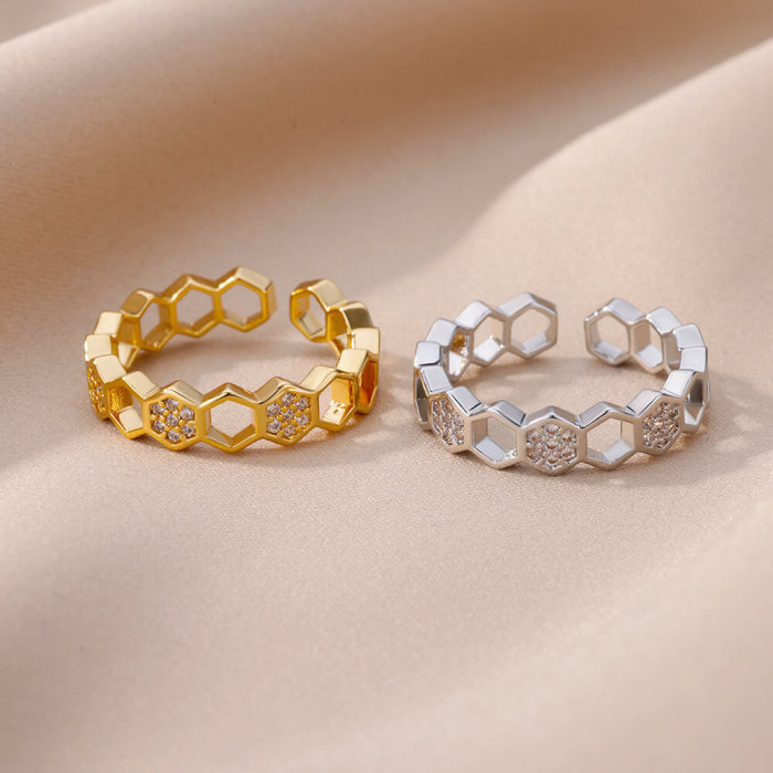 European and American New Style Ring for Women, Minimalist Style, High-End Feel, Niche Elegant Light Luxury Heart-Shaped Index Finger Ring, Fashionable and Unique Ring
