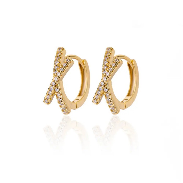 Cross-Border European and American Heart-Shaped Hollow Earrings Copper Inlaid with Colorful Zircon Gold-Edged Button Style Women's Earrings Manufacturer Wholesale
