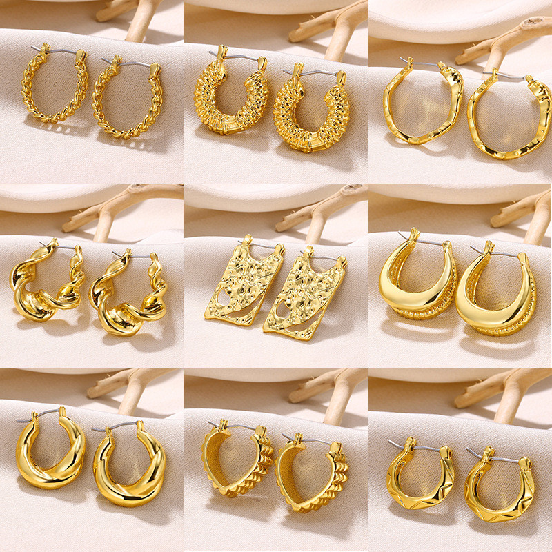 European and American New Style Geometric Hollow Earrings Heart-shaped Earrings for Women Niche Design Large Hoop Personality Earrings Manufacturer