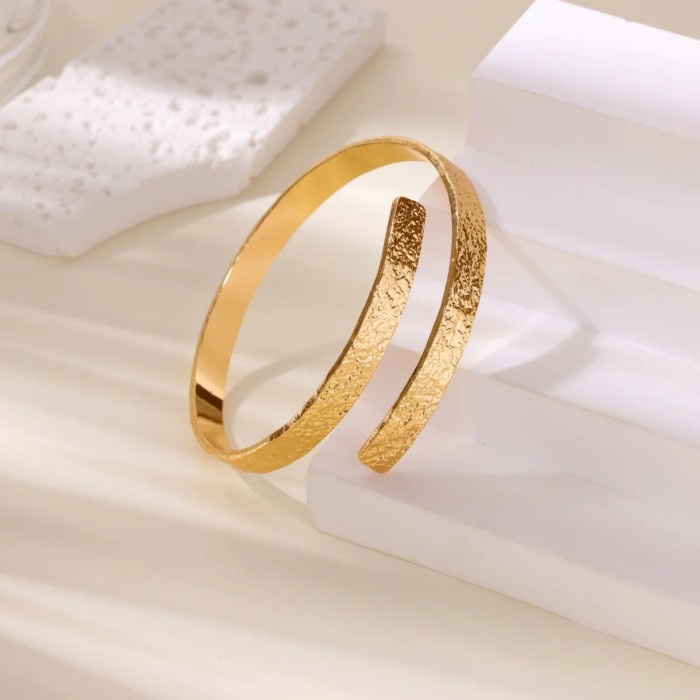 Minimalist Fashion Women's Stainless Steel 18K Gold Plated Open Bracelet Hammered Texture Hand Jewelry Titanium Steel...