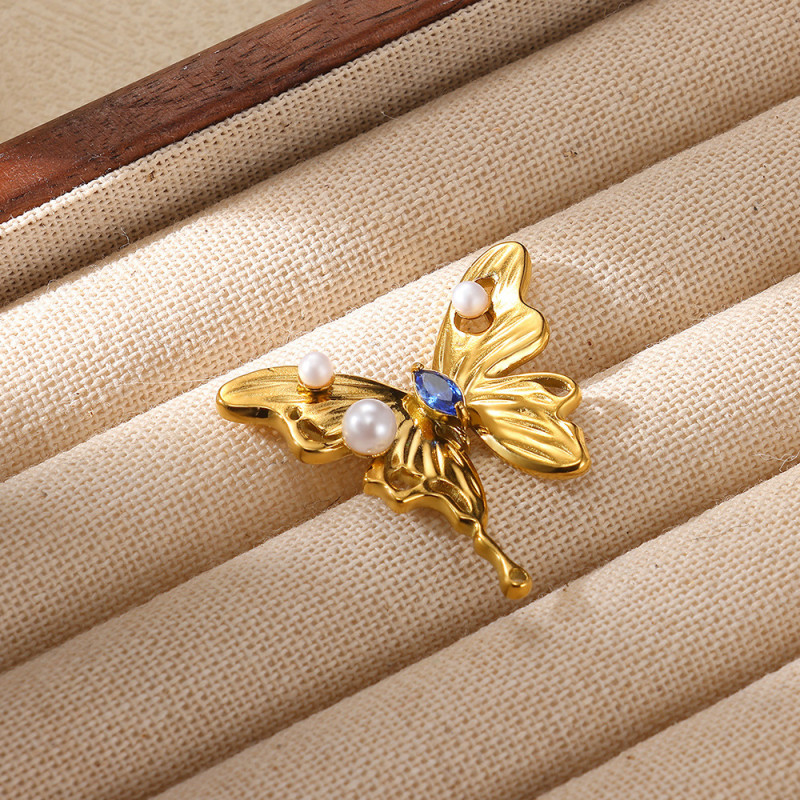 Hot Selling Fashion Stainless Steel Gold-Plated Butterfly Brooch Zircon Imitation Pearl Sweet Cute Insect Brooch Pin Clothing Accessory