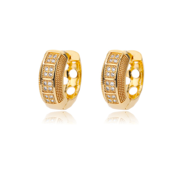 New Style Light Luxury Zircon C-shaped Earrings 18K Ear Clips Personality Simple Hoop Earrings for Women Wedding Ear...