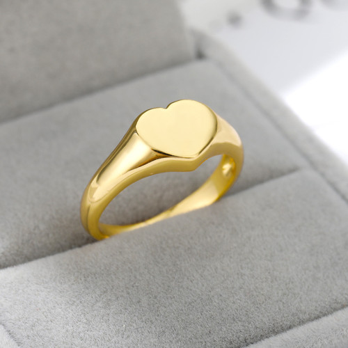 European and American Style Unisex 18K Gold Plated Ring Heart Shape Ring Love Ring Unisex Versatile Jewelry Punk Style One Piece
