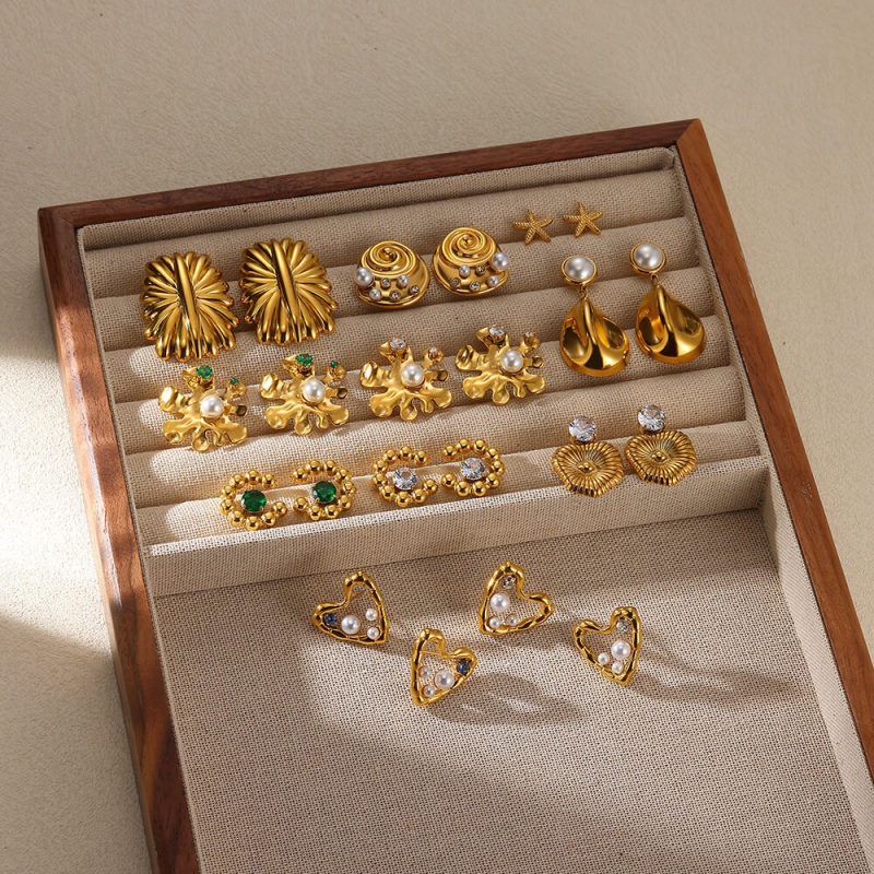 Amazon New Heart-Shaped Zircon Pearl Stud Earrings Flower Drop Earrings for Women Gold-Plated Stainless Steel Earrings Manufacturer Wholesale