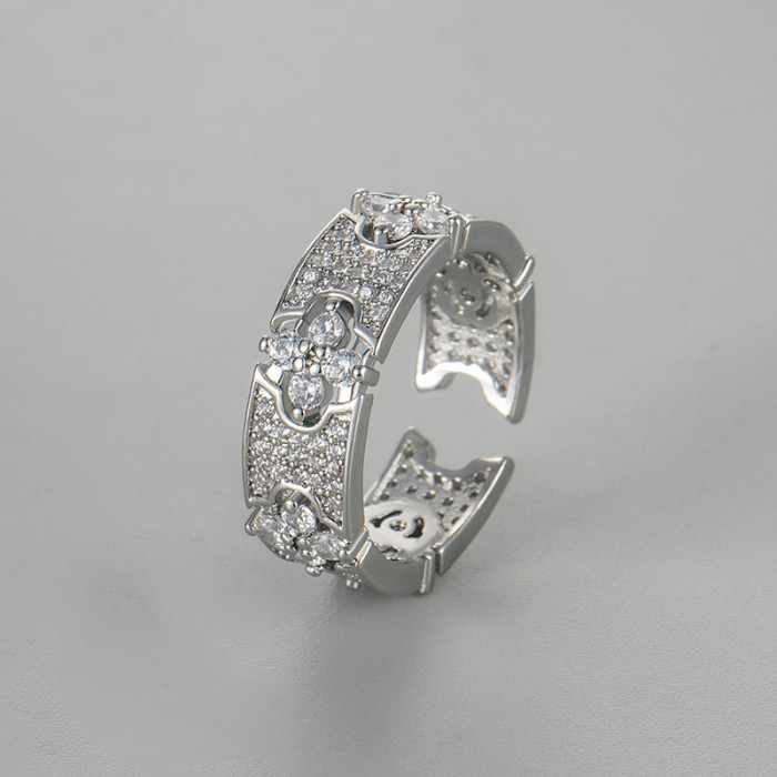 Gypsophila Lucky Four-Leaf Clover Ring for Women 2025 New Fashion Light Luxury Sparkling Zircon High-End Index Finger Ring