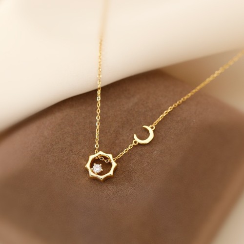 Sun and Moon Necklace for Women, High-End Niche Ins Style Fashion Versatile Elegant Collarbone Chain Jewelry Wholesale Trend