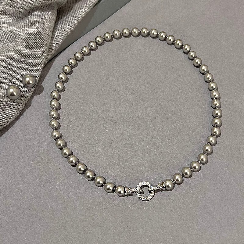 Pearl Sweater Chain for Women, Unique Design, 2024 New Hot-Selling Shijia Pearl Necklace, High-End Collarbone Chain