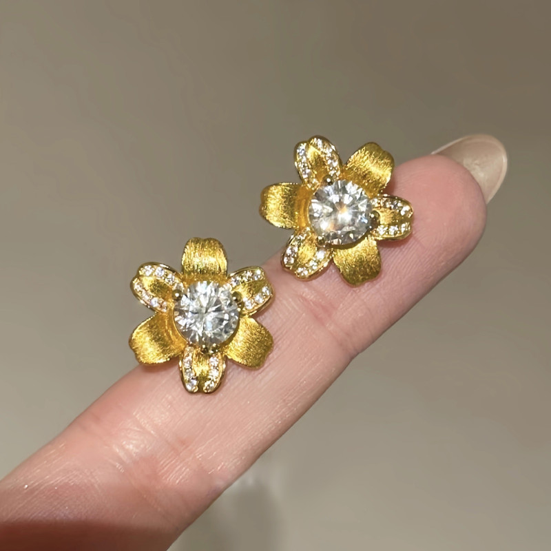 French Retro Brushed Sunflower Inlaid Diamond Pendant Necklace Fashion Light Luxury Real Gold Plated Full Diamond Flower Earrings for Women