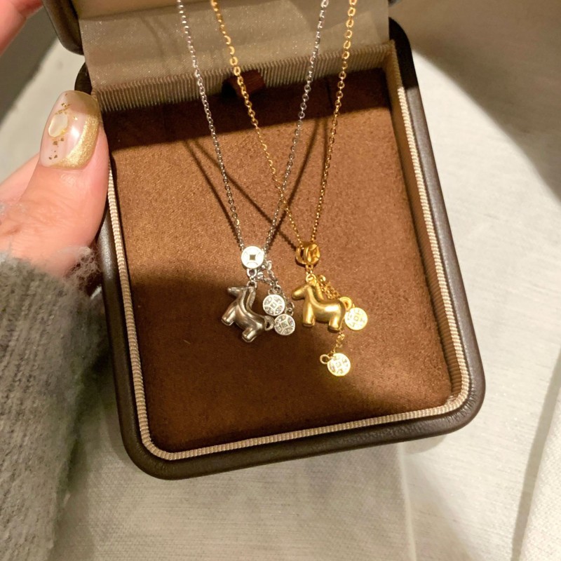 New Year of the Horse Money Abundance Full Diamond Little Horse Tassel Necklace for Women, Lucky Year of Birth, Immediate Wealth, Light Luxury Versatile Collarbone Chain