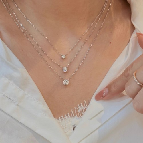 Celebrity Style Nose Diamond Necklace Classic Four-Prong Mini Single Zirconia Pendant Collarbone Chain